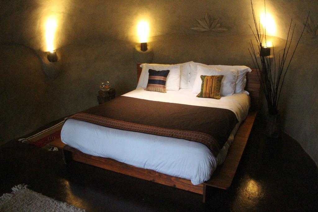Earthship Patagonia Eco Accommodations El Bolsón Pokoj fotografie